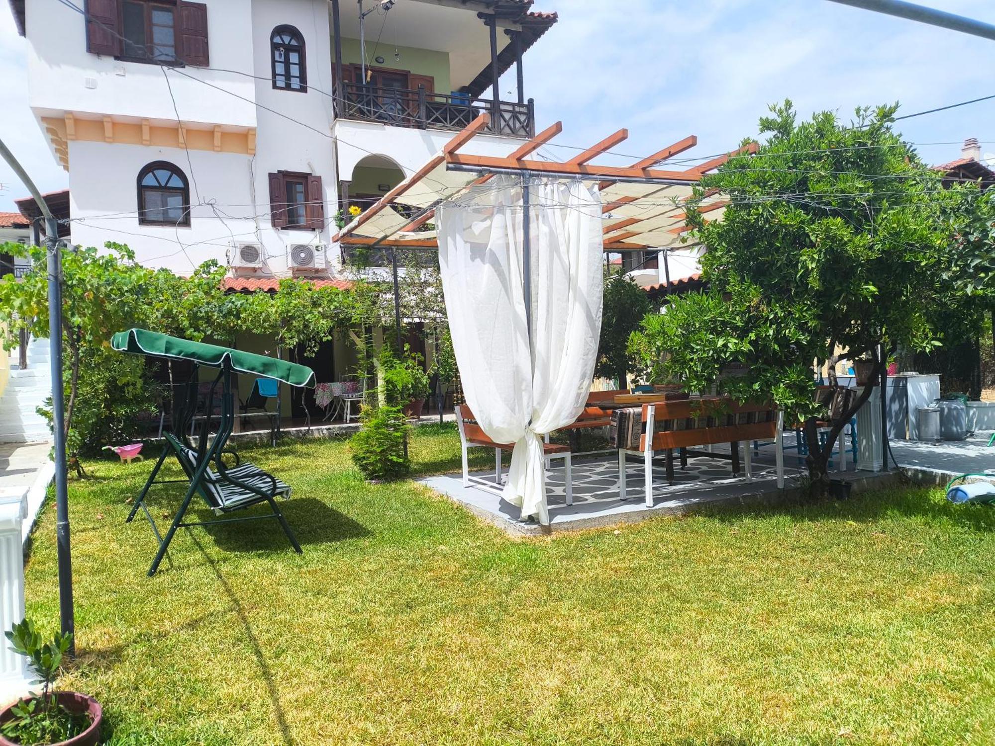 Vangel Backyard Agios Nikolaos (Chalkidiki)